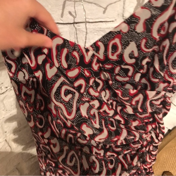 NWT Rebecca Minkoff Kinsley Ruched Mini Dress in Black and Red Size 4 - Picture 10 of 14